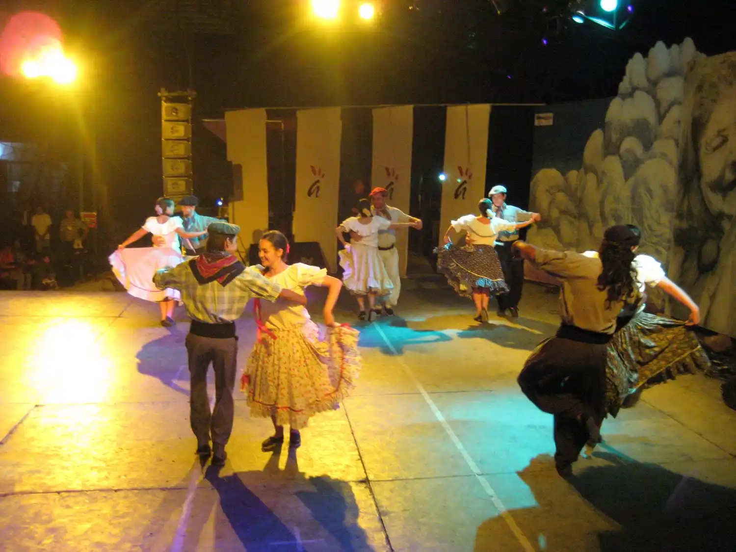 CIOFF 2018: Atractivos espectáculos de música y danzas tradicionales del mundo