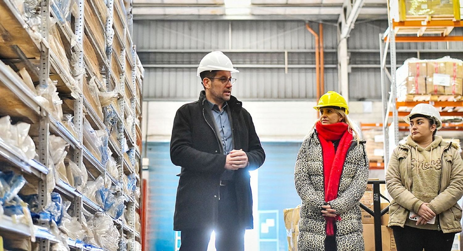 Enersa y el Copnaf firmaron un convenio para la donación de calzado e indumentaria