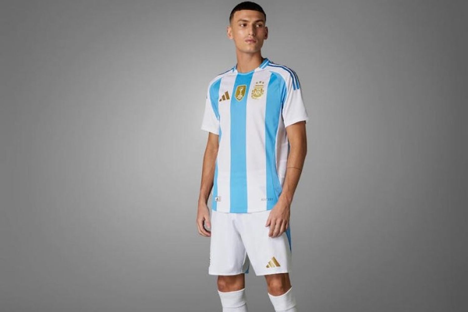 Se filtran imágenes de la nueva camiseta suplente de la Selección