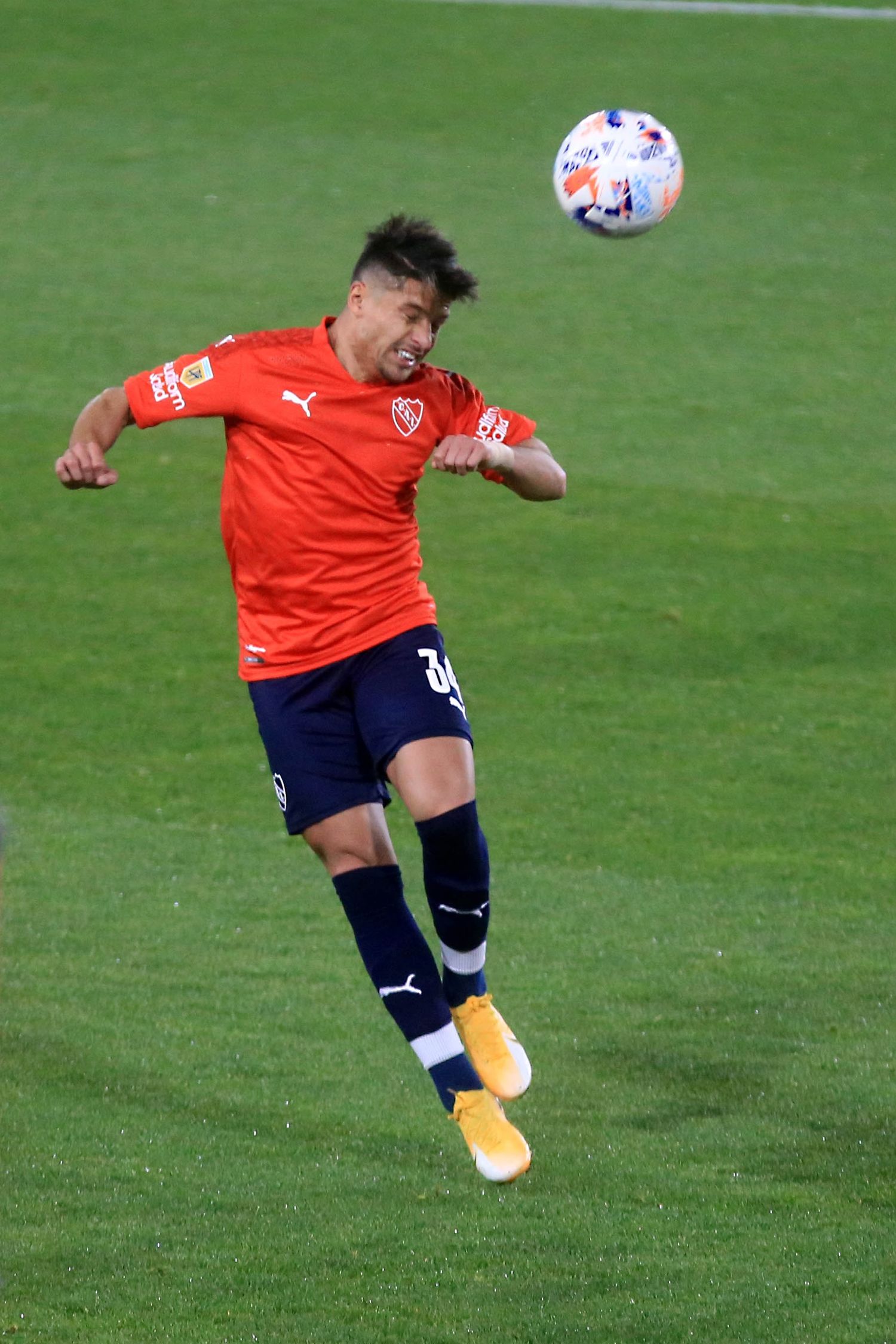 Independiente va por la recuperación ante Colón