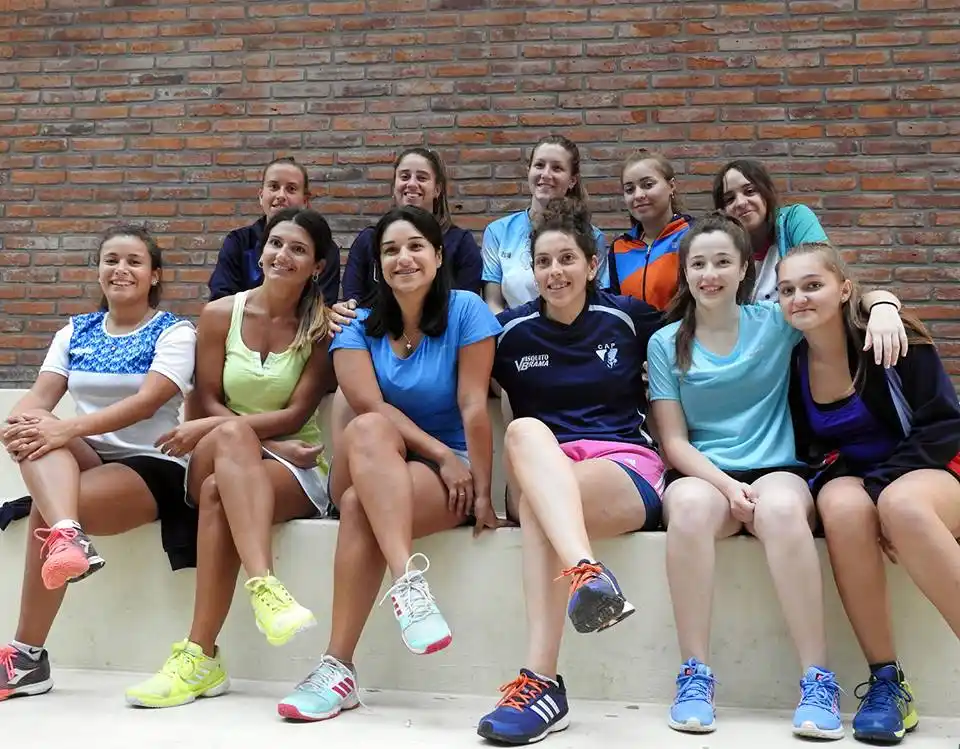 Las pelotaris crespenses entrenaron con la Preselección Argentina