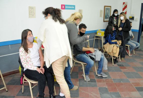 Kicillof anunció que ya se vacunaron 8 millones de bonaerenses con dos dosis
