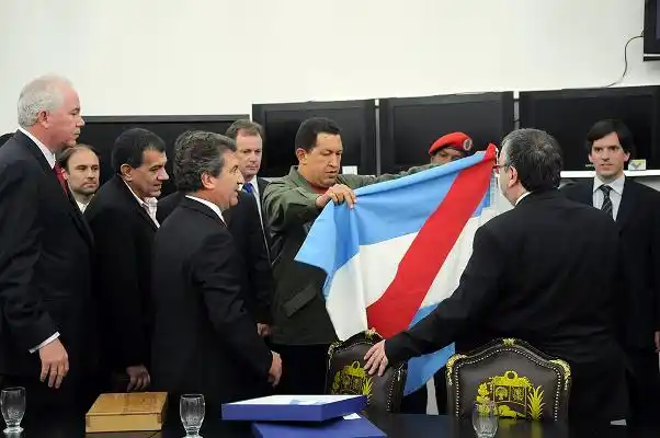 La provincia adhirió al duelo nacional por la muerte de Chávez