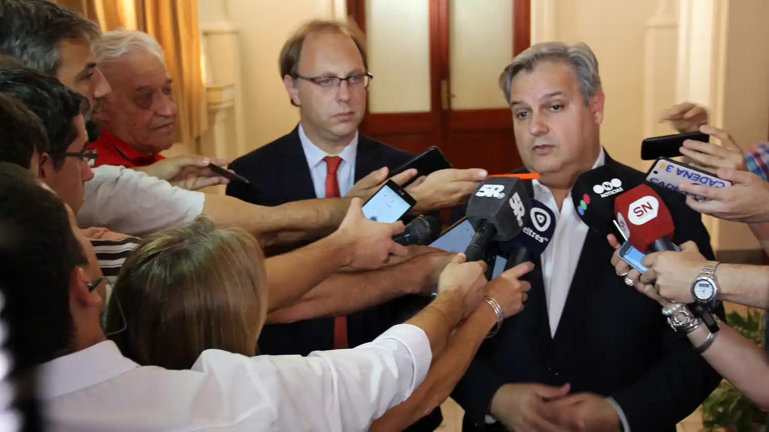 Farías y Saglione anunciaron el pago de la segunda cuota del SAC