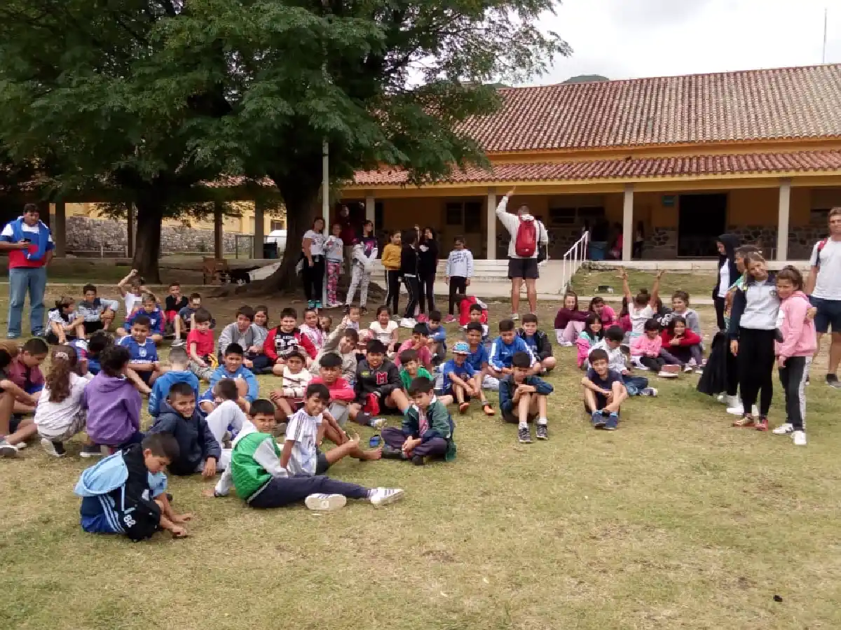 Previo a cole niños de la ciudad disfrutan de las sierras