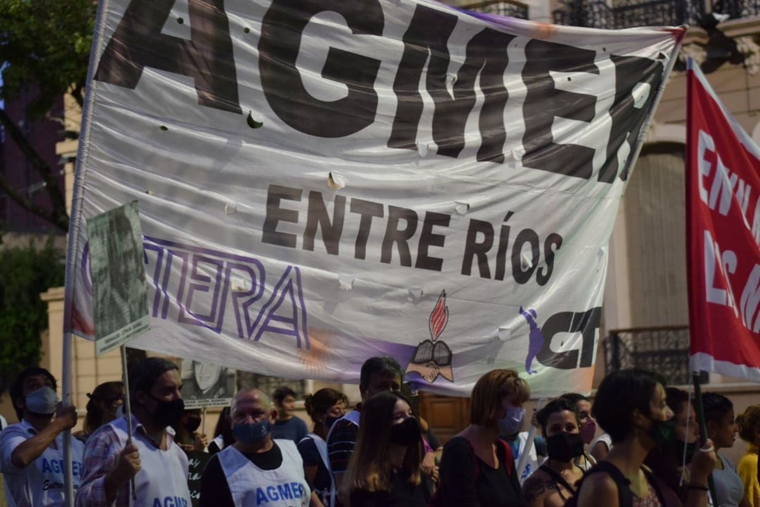 Los docentes de Agmer y AMET inician este jueves un paro de 48 horas