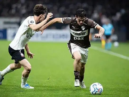 Dos goles de Zapiola le dieron el triunfo a Platense.