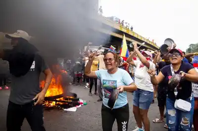 Caos en Venezuela: se multiplicaron las protestas en las calles
