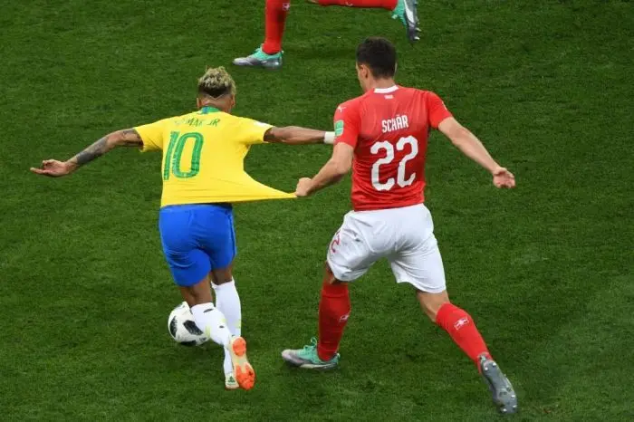 Decepcionante Neymar
