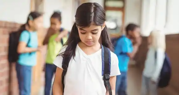 Mendoza impulsa multas de hasta $2 millones a las familias de niños que cometan bullying escolar