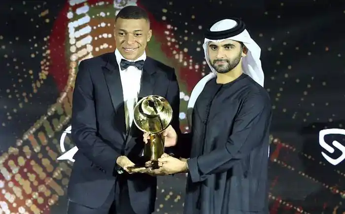 Mbappé le arrebató a Messi el premio ��mejor jugador del año�"