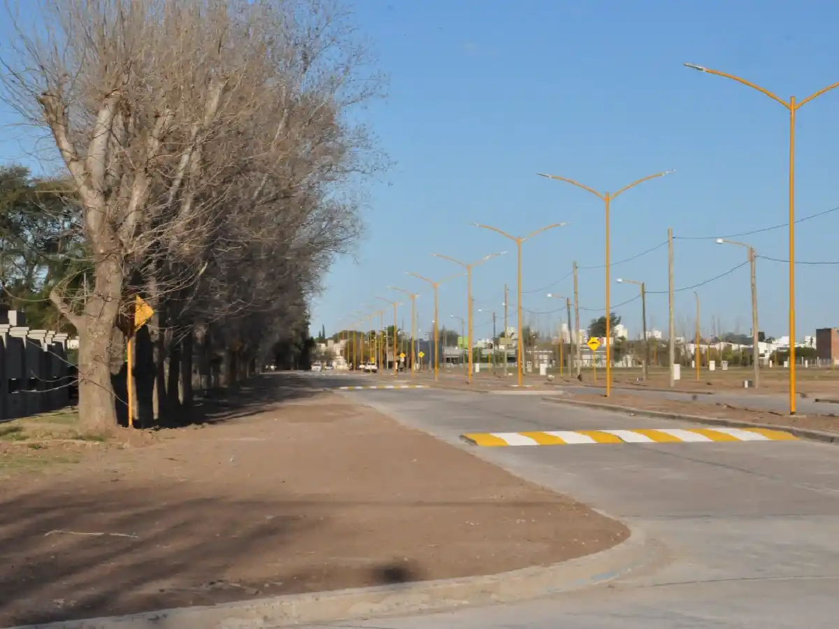 Se inauguró la obra de pavimentación de Av. Las Margaritas