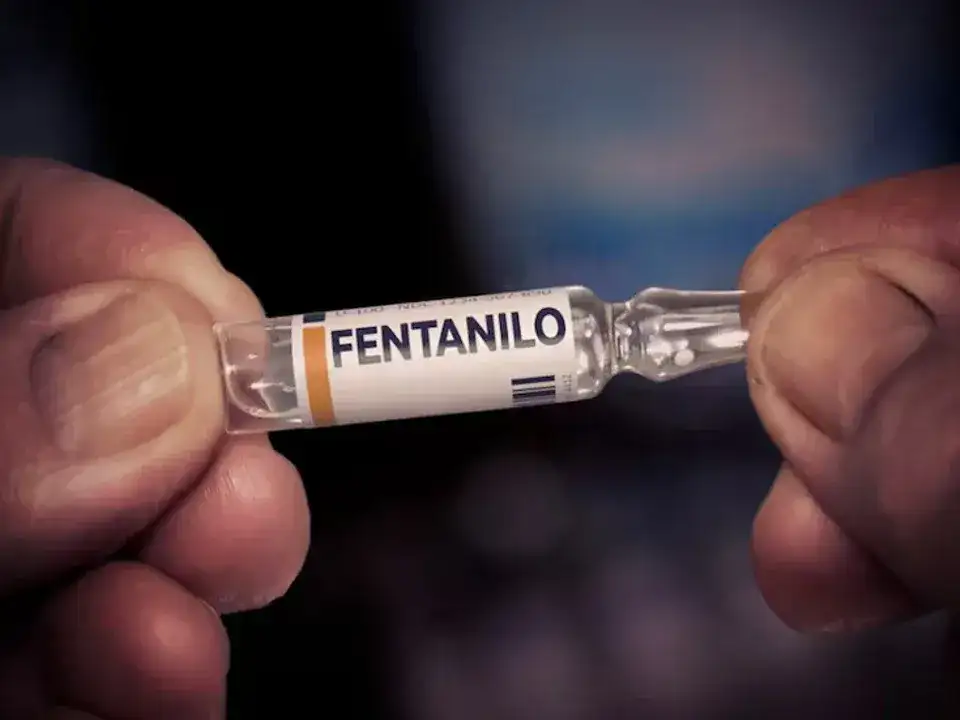 El laboratorio detrás del fentanilo contaminado guardó medicamentos en una fábrica de cables