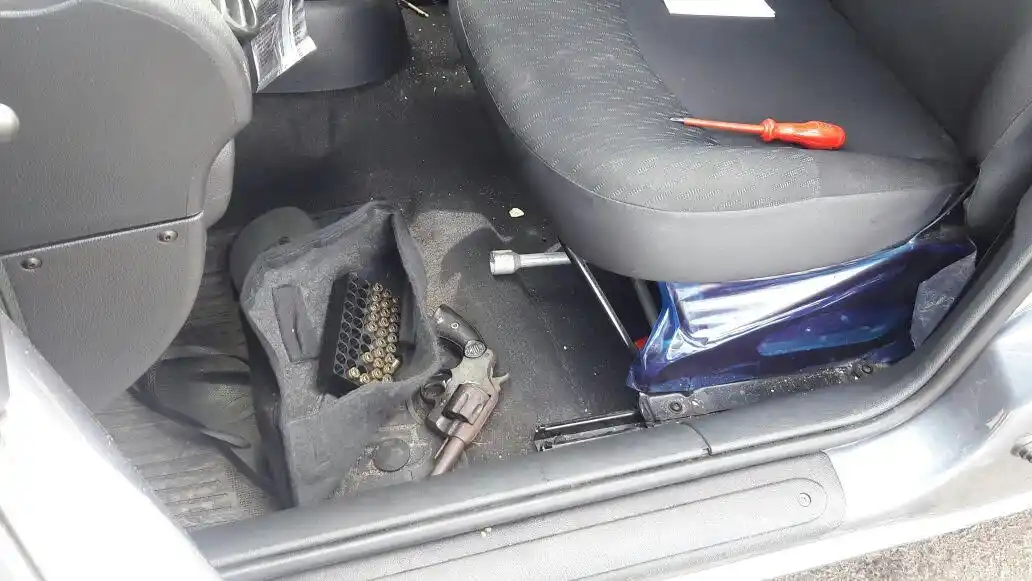 Gendarmería Nacional incautó un revolver, municiones, marihuana y cocaína