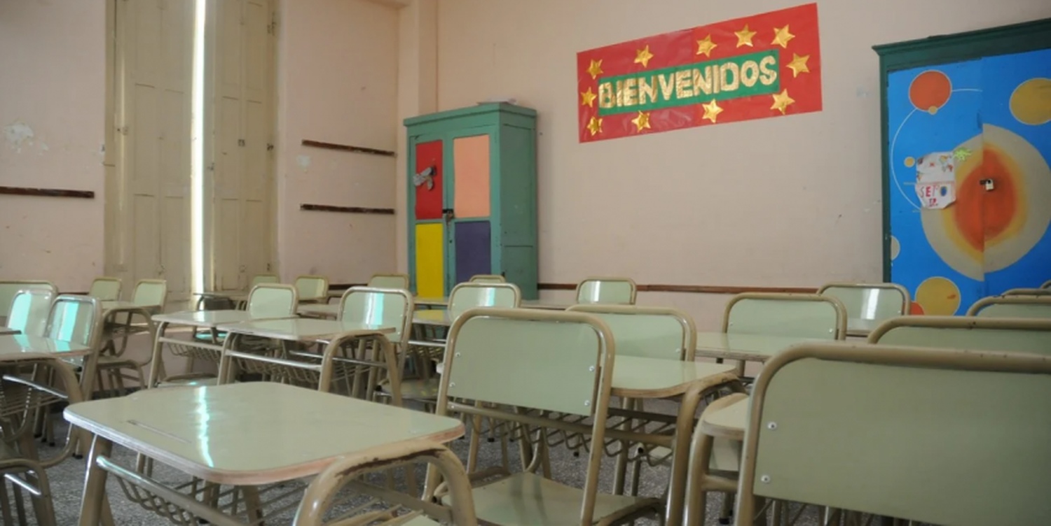 Delincuentes se robaron todas las canillas de una escuela de zona oeste: no se pudo dar clases por falta de agua