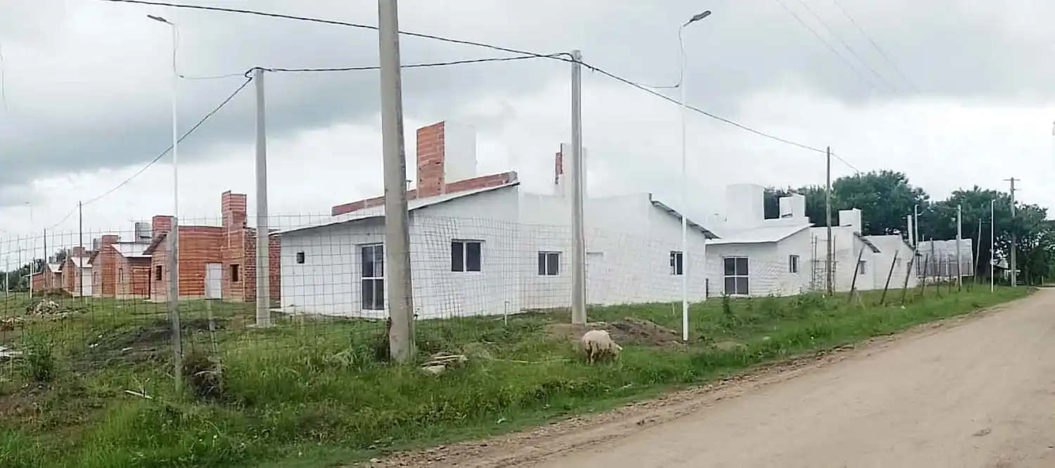 Avanzan las 48 viviendas que financia la provincia
