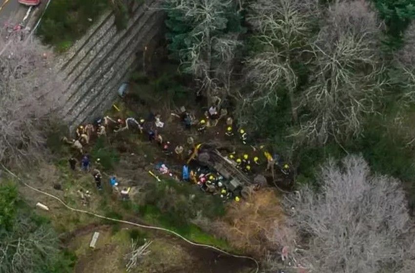 San Martín de los Andes: al menos cuatro muertos en el vuelco de un camión del Ejército