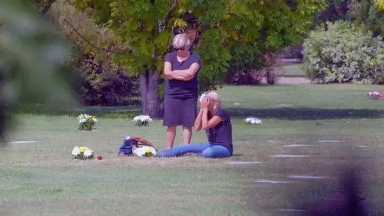 Nazarena Velez visitó la tumba de Fabián Rodriguez