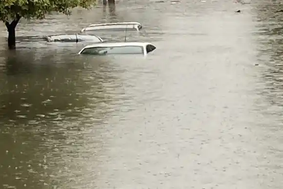 Cerca de 800 personas continúan evacuadas tras las copiosas lluvias en la ciudad de Corrientes