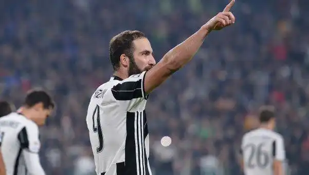 Higuaín aplicó la ley del ex y le dio el triunfo a la Juve frente a Napoli