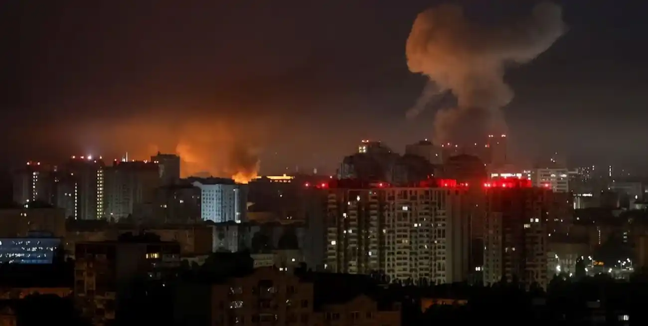Rusia atacó Kiev con drones y misiles. Crédito: Reuters.