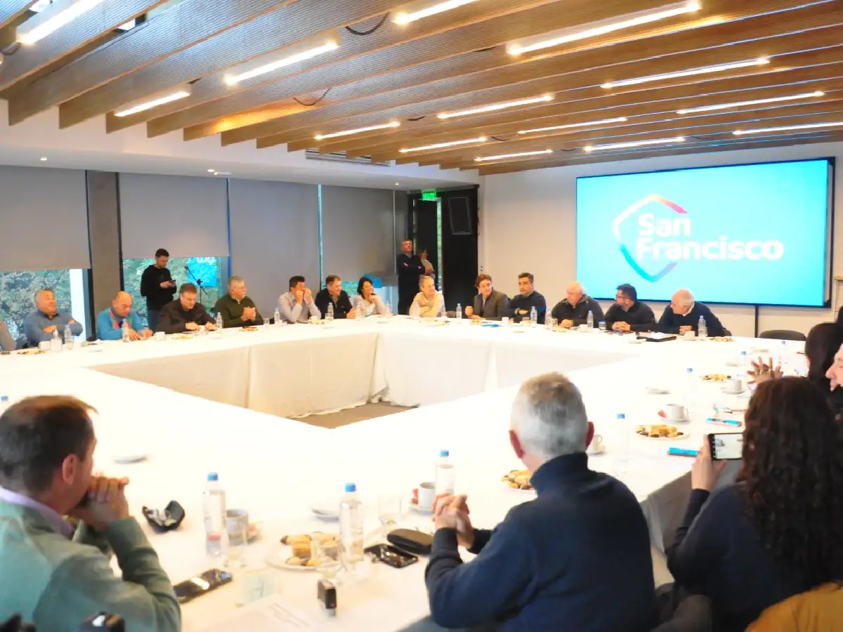 Bernarte junto a intendentes reclamará reanudación de las obras de la autopista 19   