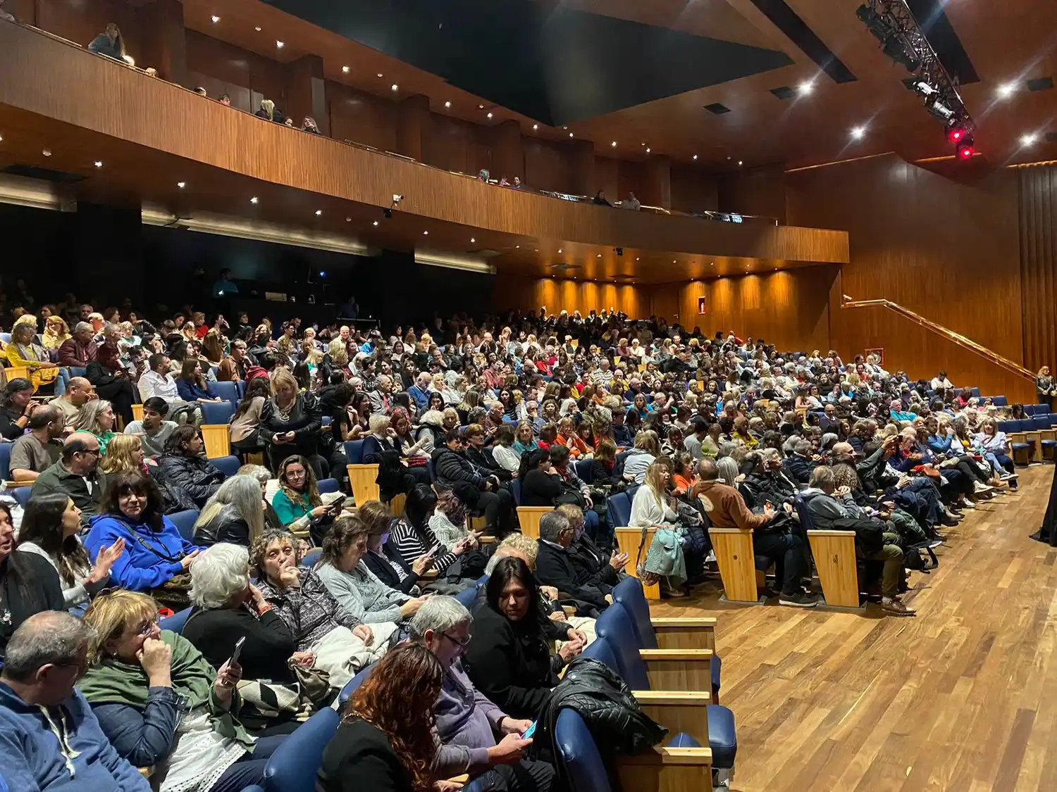 Ensayo general a sala llena.