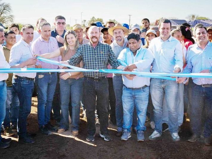 En El Chorro Insfrán habilitó la ruta provincial 
N.º 40 y un centro de salud en Teniente Fraga
