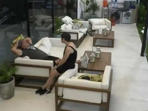 Gran Hermano: Alfa lloró tras la sanción que recibió por acosar a Coti