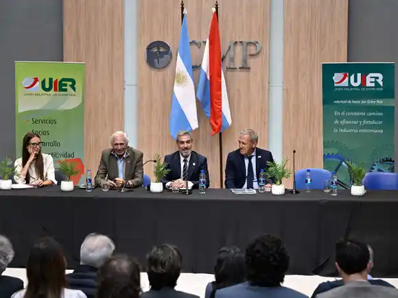 La provincia y la Unión Industrial trabajan en una agenda común