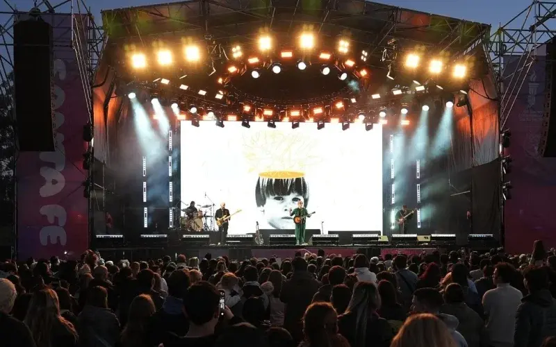 Llega una noche a pura baile en los Juegos Suramericanos con Los Lirios: el cronograma de viernes de los Fan Fest