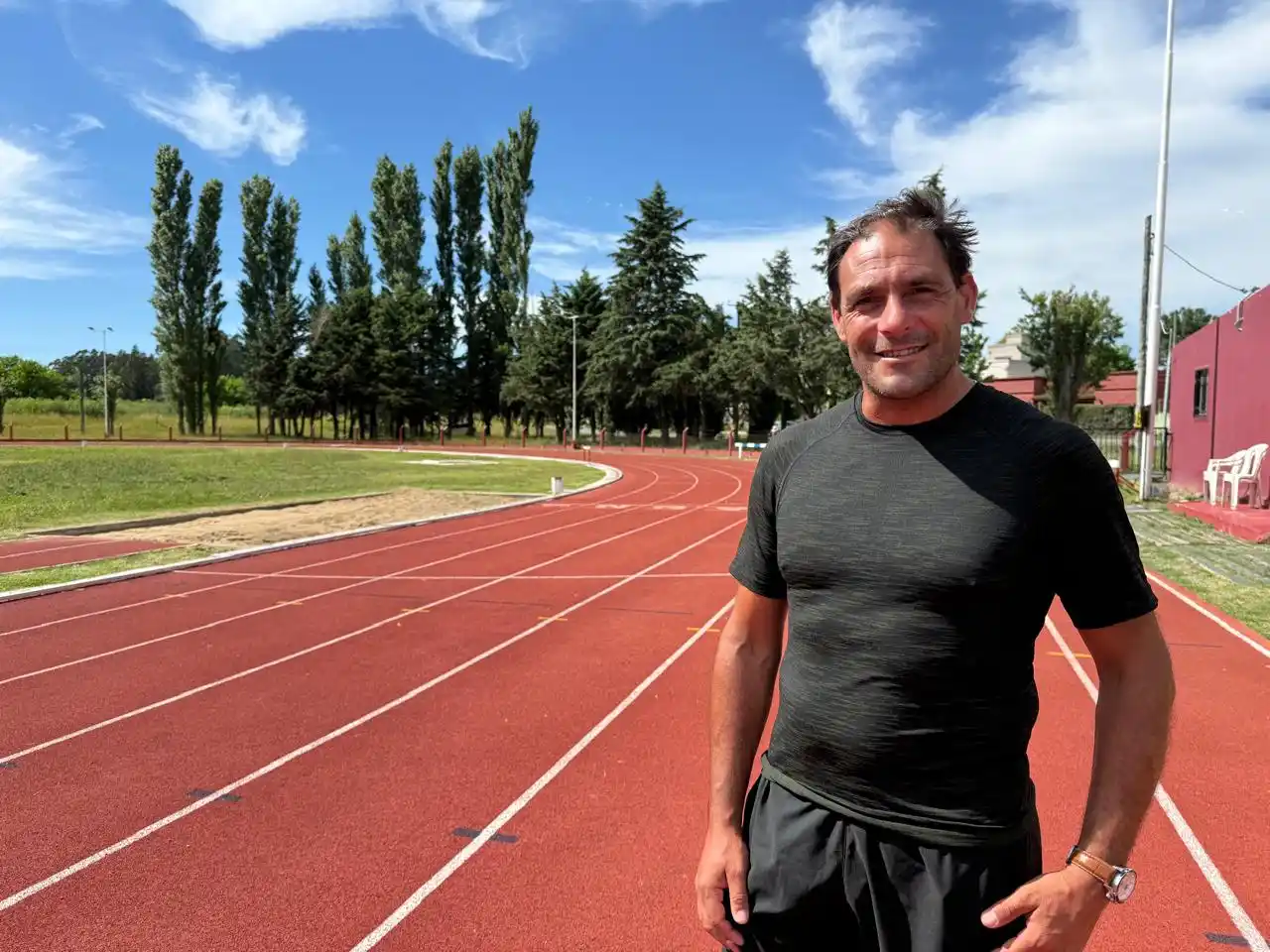 peralta julian pista atletismo 11-12-25 - 3