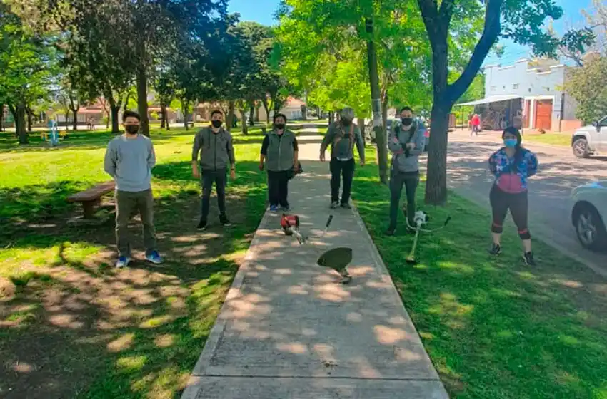 Nueva jornada de limpieza y mantenimiento de espacios públicos de Mar del Plata