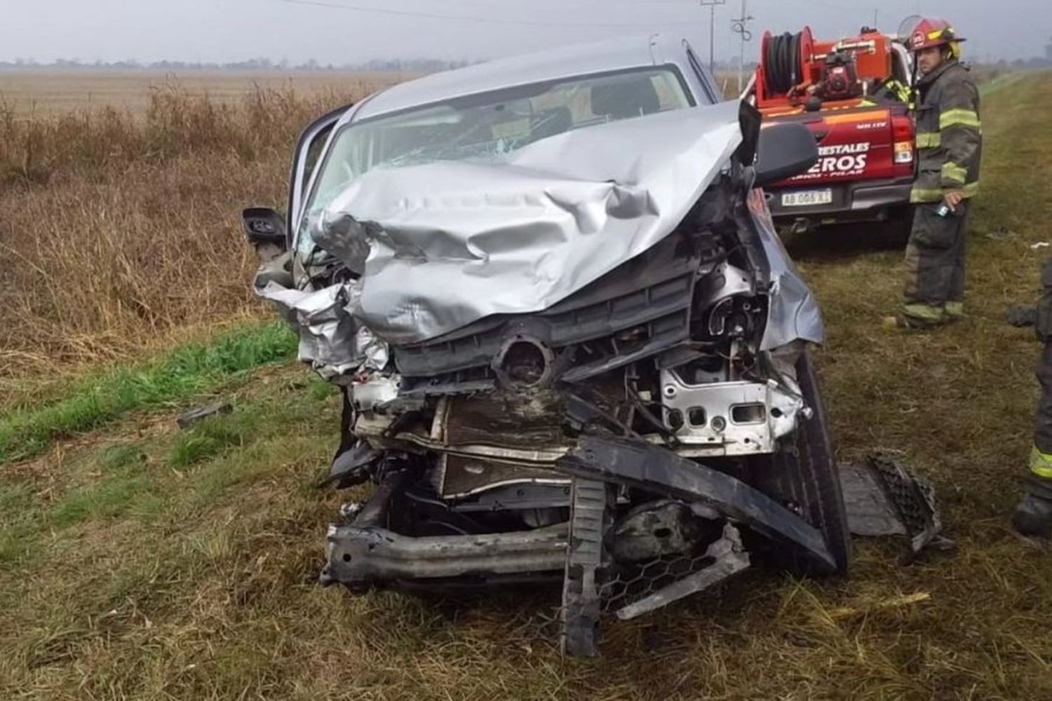 Dos personas resultaron heridas tras un accidente múltiple en Ruta 10, ¿qué pasó?