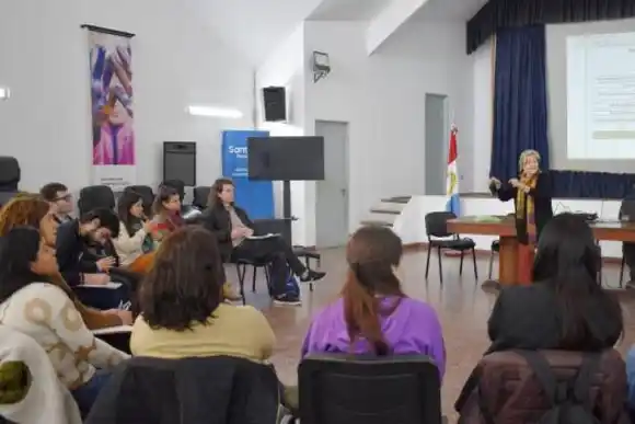 Programa de acogimiento familiar: la provincia capacitó a equipos técnicos de la Secretaría de Niñez