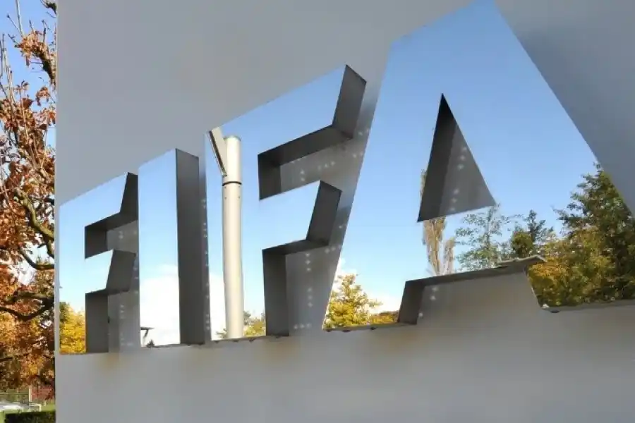 La FIFA publicó una plataforma que permite detectar a clubes inhibidos: cuáles son los argentinos