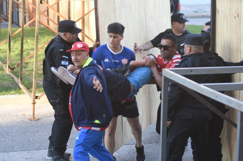 Disturbios tras el partido de Unión