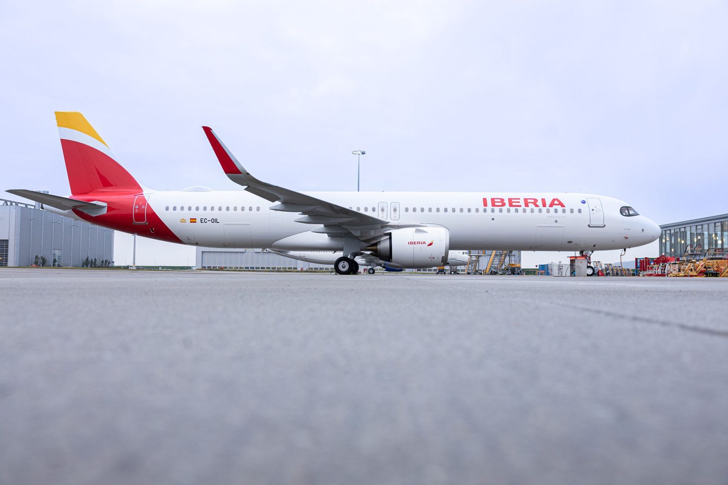 Iberia Resumes Summer Flights to Ponta Delgada and Tirana