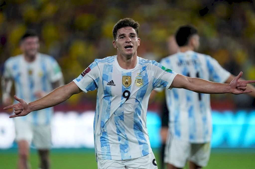 Con un penal polémico sobre el final, Ecuador empató con Argentina
