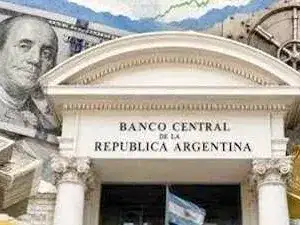 Informe de la AGN: De la Rosa consideró
escandalosa la pérdida del Banco Central
