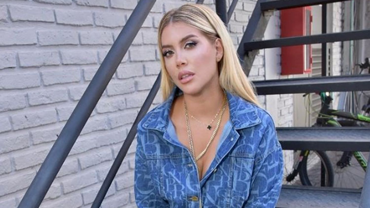 Explotaron los rumores: publicaron una foto de Wanda con un "pequeño detalle" que se olvidó sobre la mesa