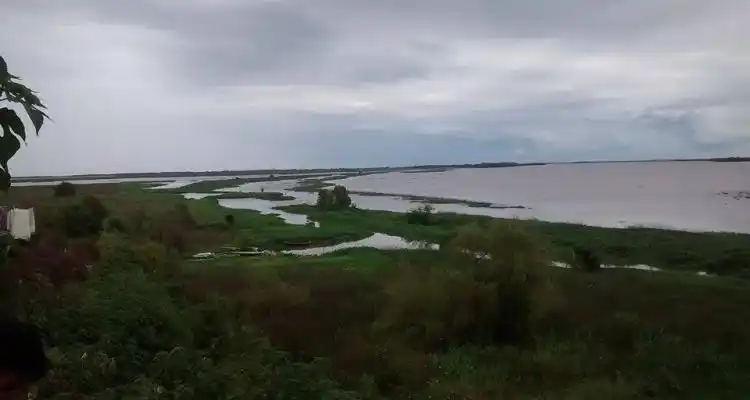 Preocupación por la creciente del Río Paraná