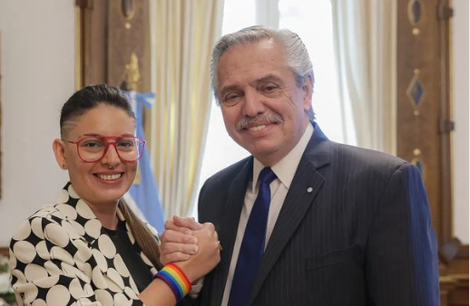 Alberto Fernández y su Ministra de Género se reúnen con beneficiarias del programa Acompañar