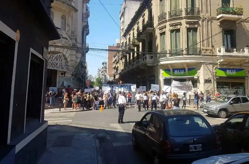 Habrá 24 cortes simultáneos en la ciudad y alrededores debido a jornada nacional de lucha