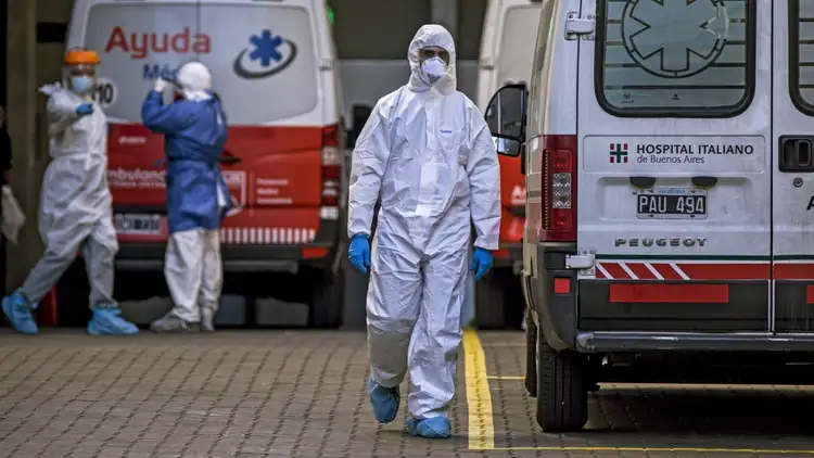 Se registraron 105 nuevas muertes, y el total de víctimas fatales asciende a 7944