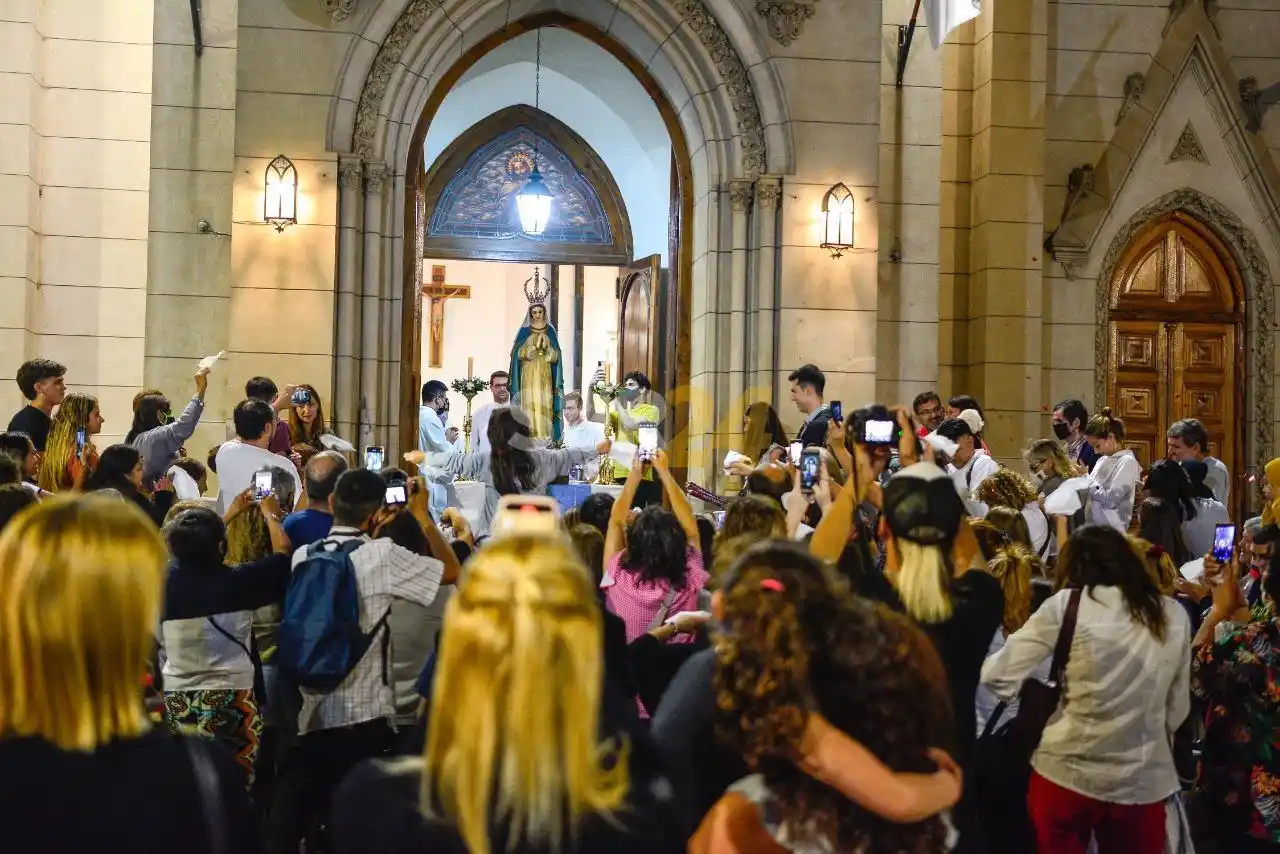 Fiestas Patronales: Concierto por la Paz y salida de la Virgen