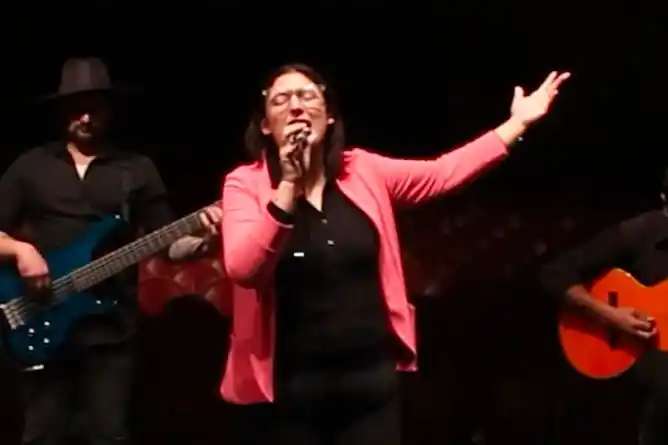 “El Brazzola Produce”: Ya se puede disfrutar del arte de Flor Toffani en YouTube