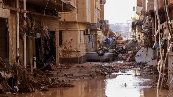 CICLÓN DANIEL deja más de 2 mil muertos y 10 mil desaparecidos en Libia (+FOTOS)