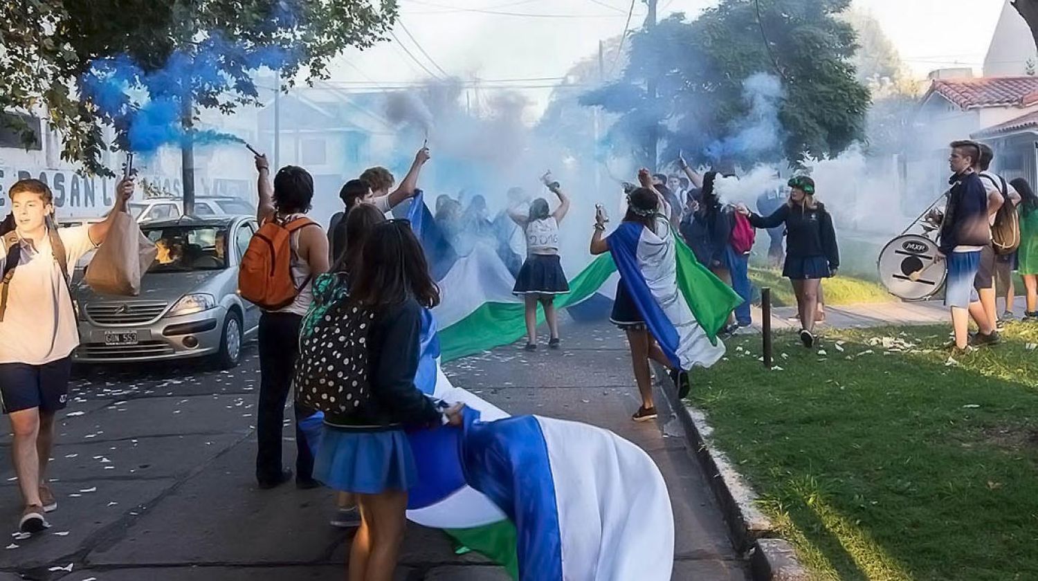 Temores e incertidumbres por los posibles festejos del último primer día de clases