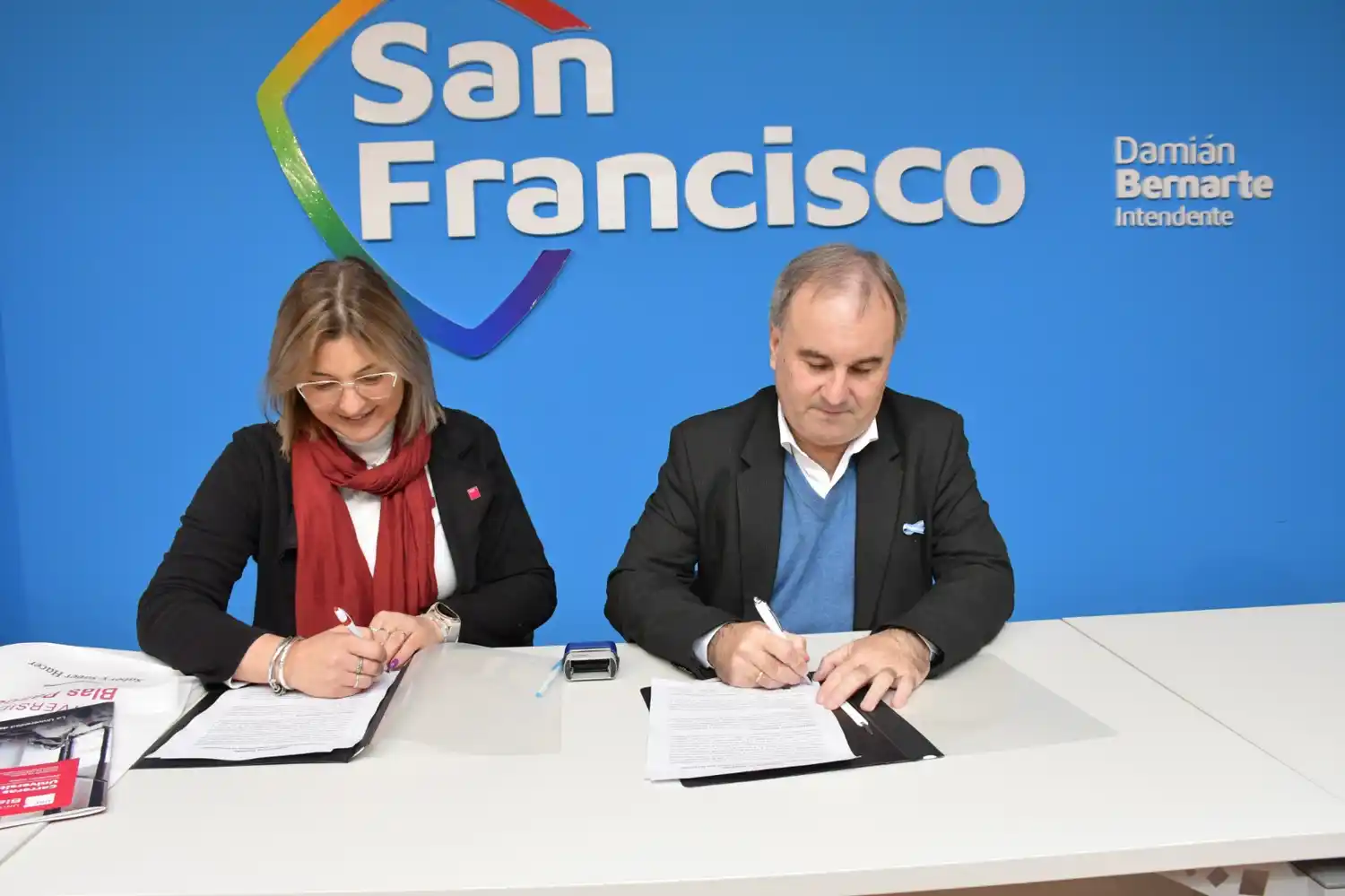 El convenio propicia un descuento para familiares de empleados municipales